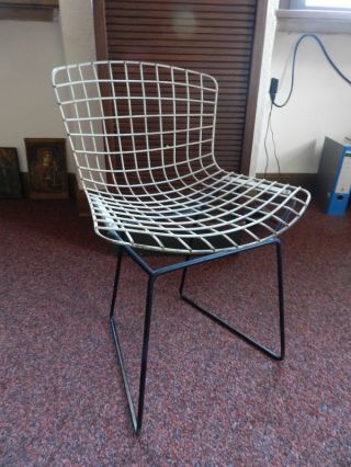 Kinderstuhl Harry Bertoia Knoll International Wire Chair Bild