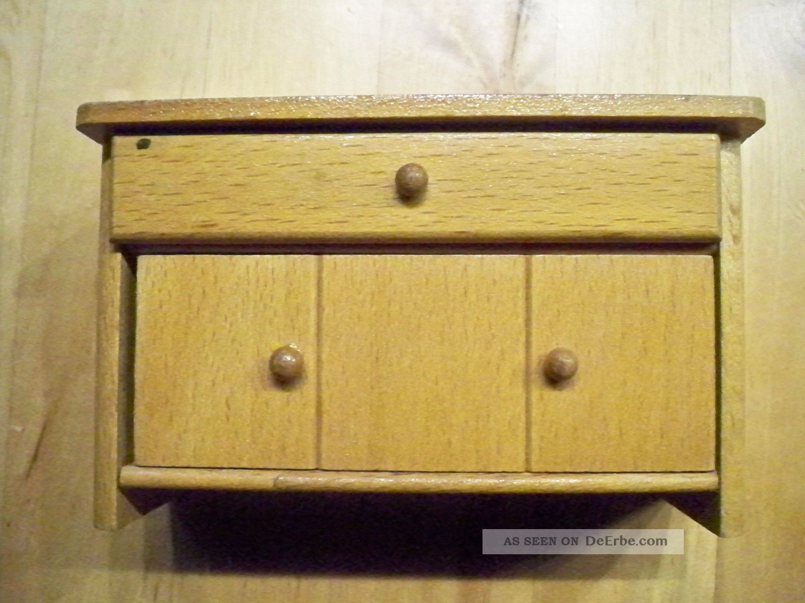 Altes Puppenstubenzubehör,  Puppenstubenmöbel Waschtisch Aus Holz Original, gefertigt vor 1970 Bild