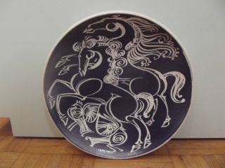 Wandteller Keramik Pferde U.  Tauben Wie Dali ? 1960er Jahre Durchm.  Ca.  29,  5cm Bild