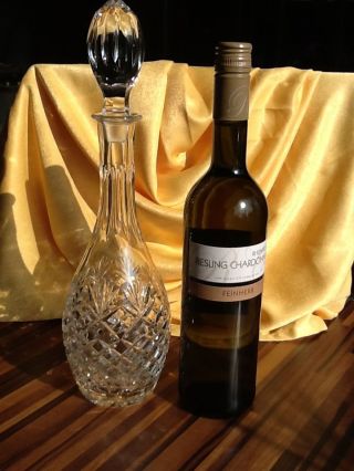 Bleikristall Wein Karaffe 36 Cm Hoch,  9,  5 Cm Breit Karreeschliff,  Handarbeit Bild