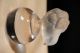 Paperweight,  Kristallfigur Küken,  Satin Glas,  Sévres Frankreich,  Signiert Sammlerglas Bild 6