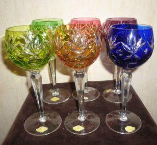 Handgeschliffene Bleikristallglas Römer In 6 Farben Mit Etikett Bild
