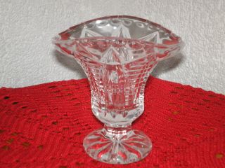 Kristall Glas Vase 10 Cm Hoch Mit Fuß Schöner Schliff Breite Form Nachlaß Oma Bild