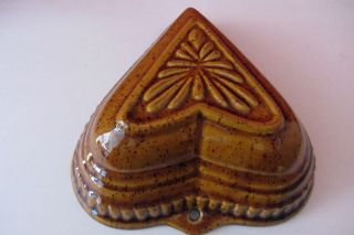 Alte Herz Backform Puddingform Kuchenform Aus Keramik Braun Lasiert Blumen Motiv Bild