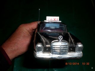 Mercedes Taxi Made In Japan Bild