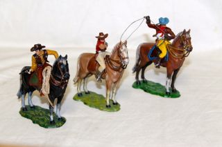 3 Altes Elastolin Lisanto Ddr ? Plastik Pferd Cowboy Wildwest Reiter Um 1950 Bild