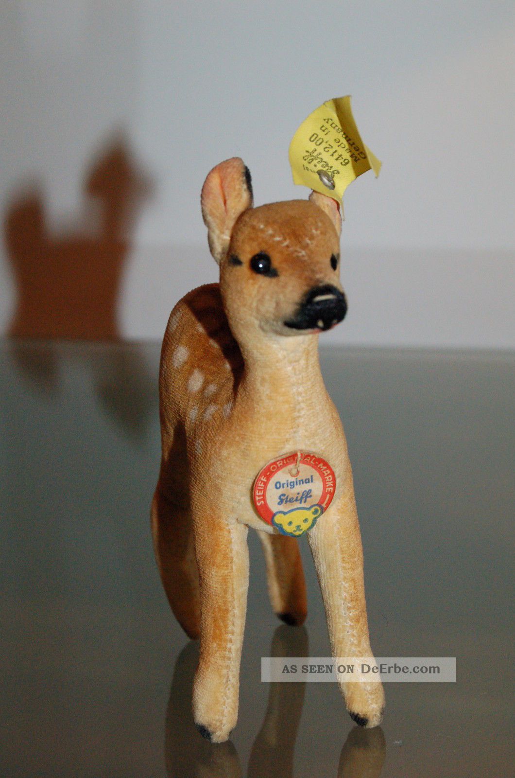 Steiff Jungreh Alter Knopf,  Schild Und Fahne Nr.  6412,  00 Ca.  50er/60er Tiere Bild