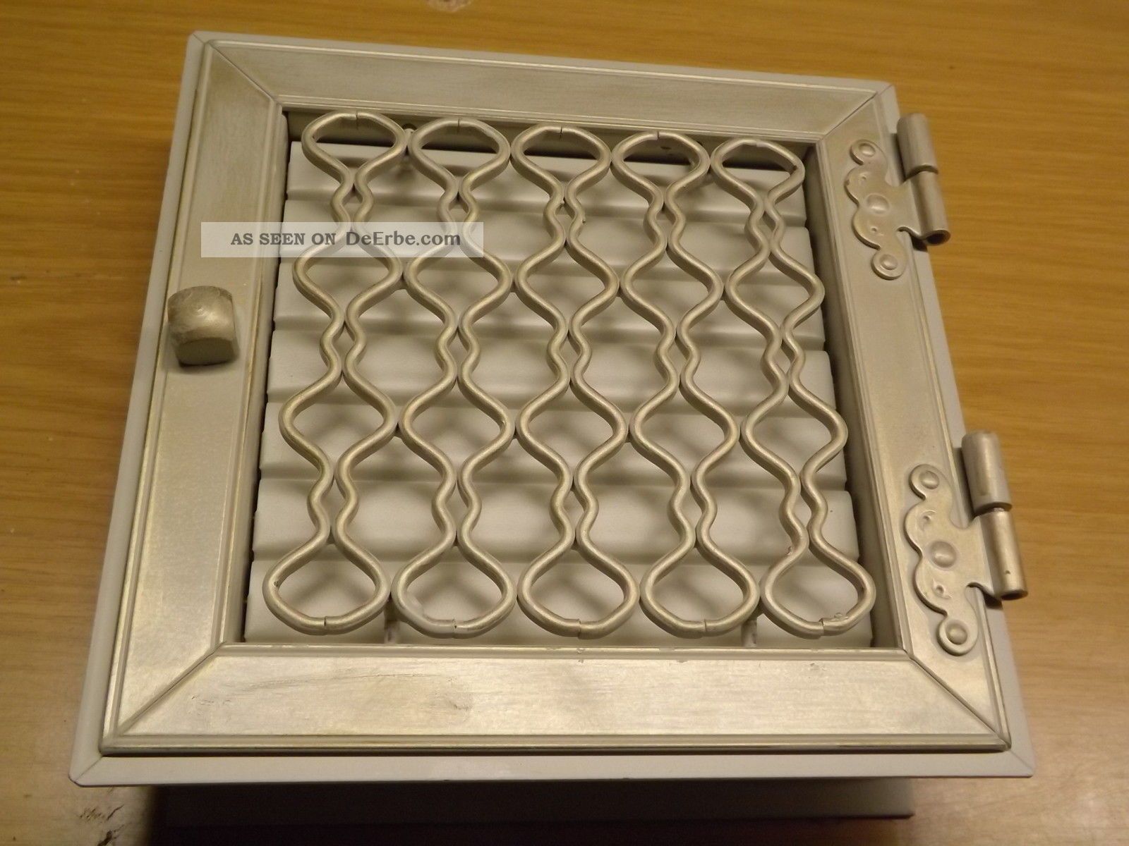 ))) )) ) Lüftungsklappe Für Kachelofen Mit Verzierungen Unbenützt)) )) )) ) Nostalgie- & Neuware Bild