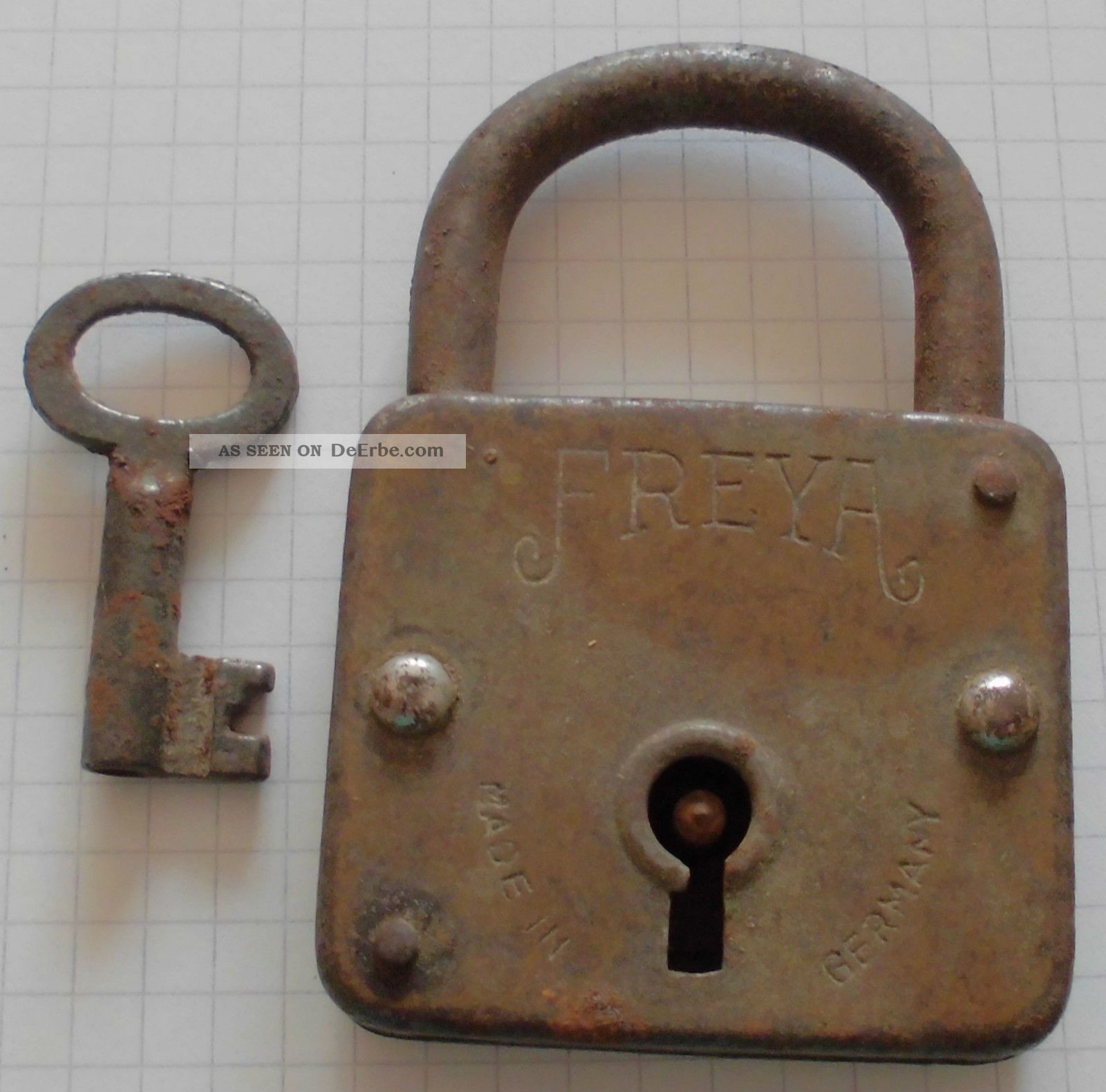 Vorhänge Schnapp Schloss Freya Alt Antik Vorhängeschloss Mit Schlüssel Top Deko Original, vor 1960 gefertigt Bild