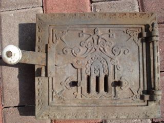 Kleine,  Verzierte Antike Gußeisen - Tür Mit Rahmen,  Lüftung F.  Herd - Kamin - Ofen Bild