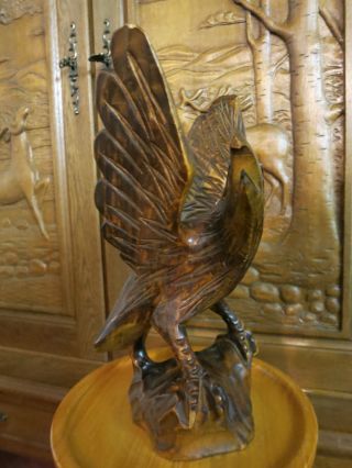 Sehr Alte Holzfigur Adler Geschnitzt Holz Geschnitzte Figur Bild