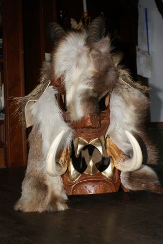 Krampusmaske Aus Handarbeit Wildschweinfell Antilopenhorn Rentierfell Warzenschw Bild