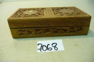 7068.  Alte Holz Schatulle Kassette Truhe Schatztruhe Bild