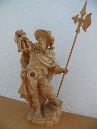 Holzschnitzerei Nachtwächter Mit Laterne Und Stab,  30 Cm,  Fichtelgebirge Bild
