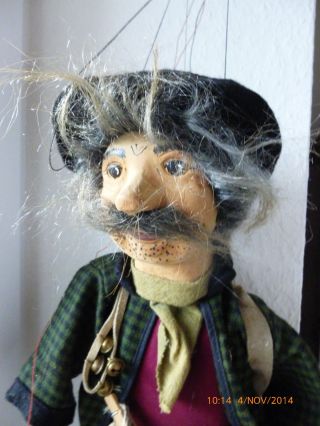 Alte Marionette Aus Holz Alter Händler Straßenhändler Handgeschnitzt Bild