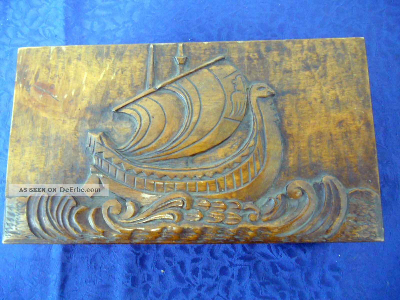 Alte Holzschatulle,  Schmuckschatulle,  Holzkästchen Mit Schnitzereien,  Handarbeit Holzarbeiten Bild