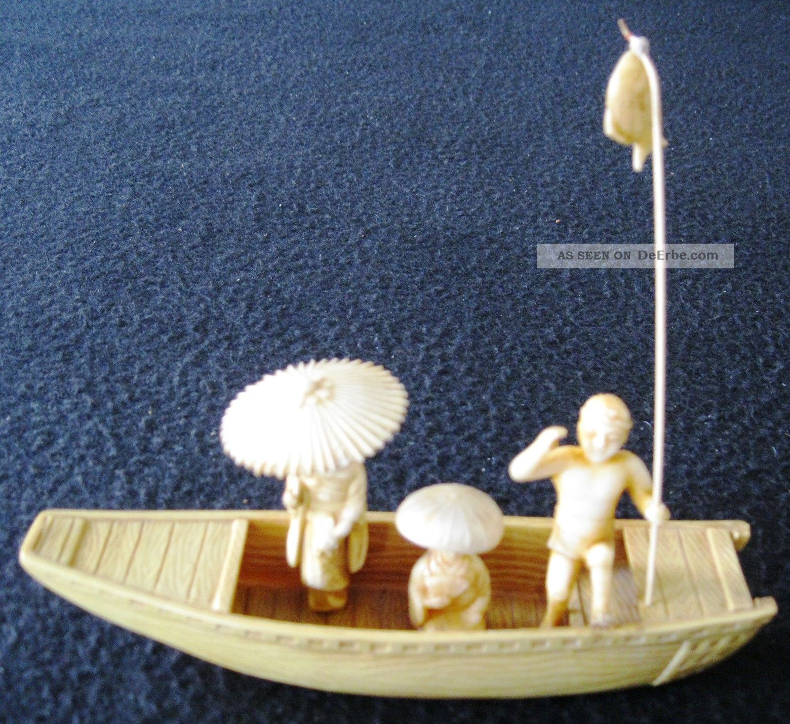 Wunderschöne,  Uralte,  Chinesiche Miniatur.  (2) Beinarbeiten Bild