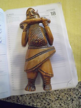 Benin Bein Flötenspieler V.  1930 H 19cm B 8cm. Bild