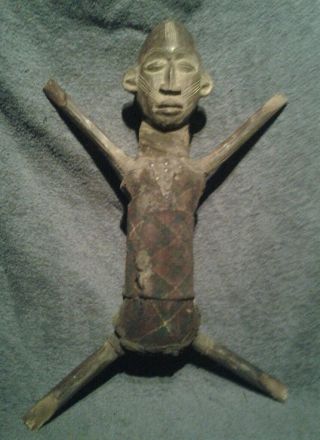 Afrikanische Stammeskunst Seltene Spielpuppen Figur Der Tikar Kamerun Bild