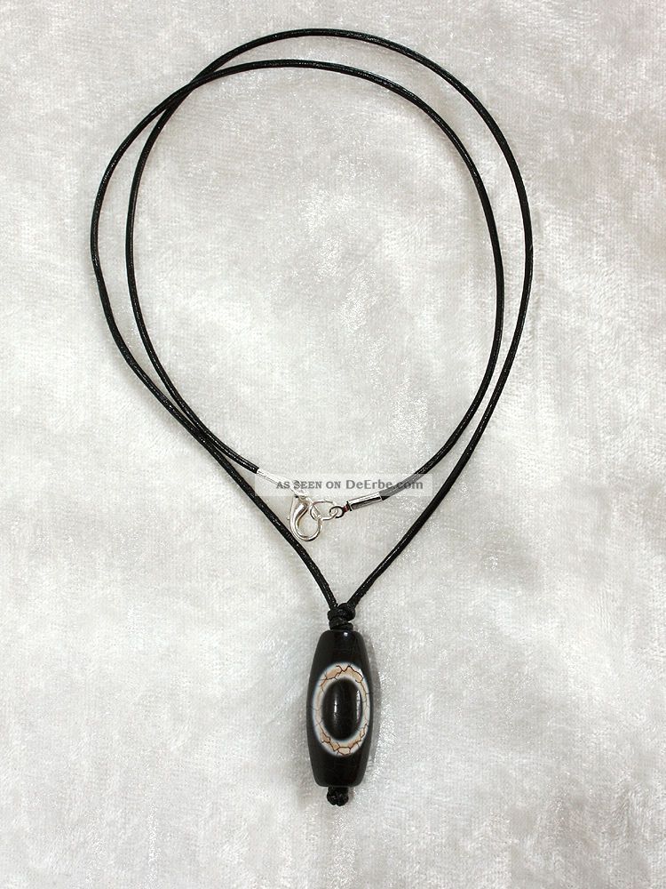 Sherpa Halskette Dzi Bead Gzi Perle Himmelsperle Ein Auge,  Buddhistisches Kreuz Entstehungszeit nach 1945 Bild