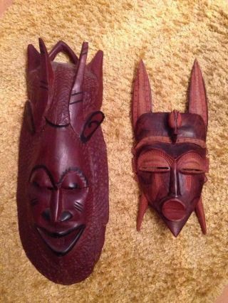 2 Afrikanische Masken Handarbeit Geschnitze Holzmasken Wandmaske Deko Bild