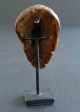 Seltene,  Alte Afrikanische Miniatur - Maske,  Höhe Ca.  6,  5 Cm,  Metallsockel Entstehungszeit nach 1945 Bild 4