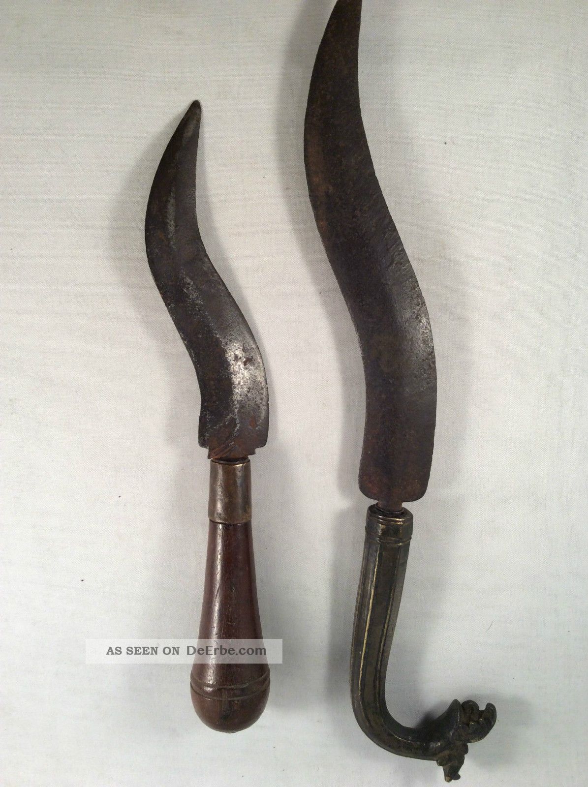 2 Antike Messer,  Orient Oder Arabien,  19.  Jahrhundert.  Sammler Internationale Antiq. & Kunst Bild