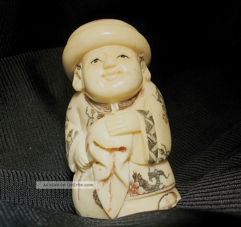 Schöne Skulpturen Netsuke Man Mit Tuch Asiatika: China Bild