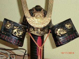 Samurai Helm Dachbodenfund Vermutlich Replica Bronze,  Guss,  Eisen ??? Bild