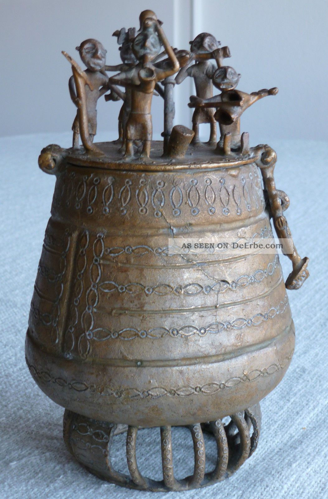 Antikes Prunkgefäß Mit Figuren Auf D.  Deckel,  Messing,  Afrika,  Filigrane Arbeit Entstehungszeit nach 1945 Bild