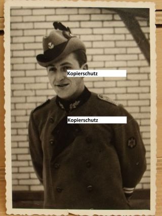Portrait - Jäger / Jagdmeister ? - Kragenspiegel - Ärmelabzeichen - Schulterklappen Bild