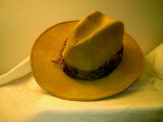 Kopfbedeckungen Cowboyhut / Bild