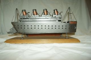 Titanic (metallnachbau),  Dekorationsartikel,  Einzelstück (handarbeit) Bild