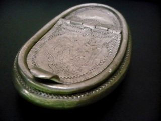 Schöne,  Verzierte Schnupftabak Dose Aus 95 Zinn - Ein Echter Handschmeichler Bild