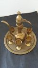 Alter Schöner Orientalische Messing - Krug Mit 6 Kleinen Kelchen Und Tablett Gefertigt nach 1945 Bild 1