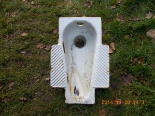 Urinal Aus Gusseisen Toilette Kloschüssel Alt Guss Emaille Sammler Sehr Selten Bild
