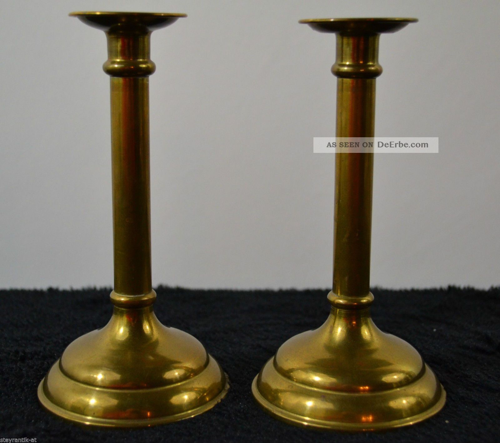 Zwei Schlichte Biedermeier Kerzenleuchter Aus Messing Um 1840 Messing Bild