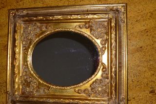 Dachbodenfund,  Barockrahmen Mit Ovalem Spiegel,  Holz Bild