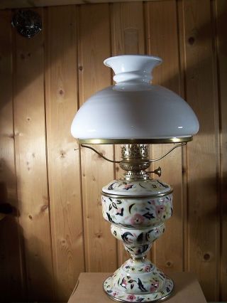 Tischpetroleumlampe,  Antik,  Majolika,  Aus Sammlung Bild
