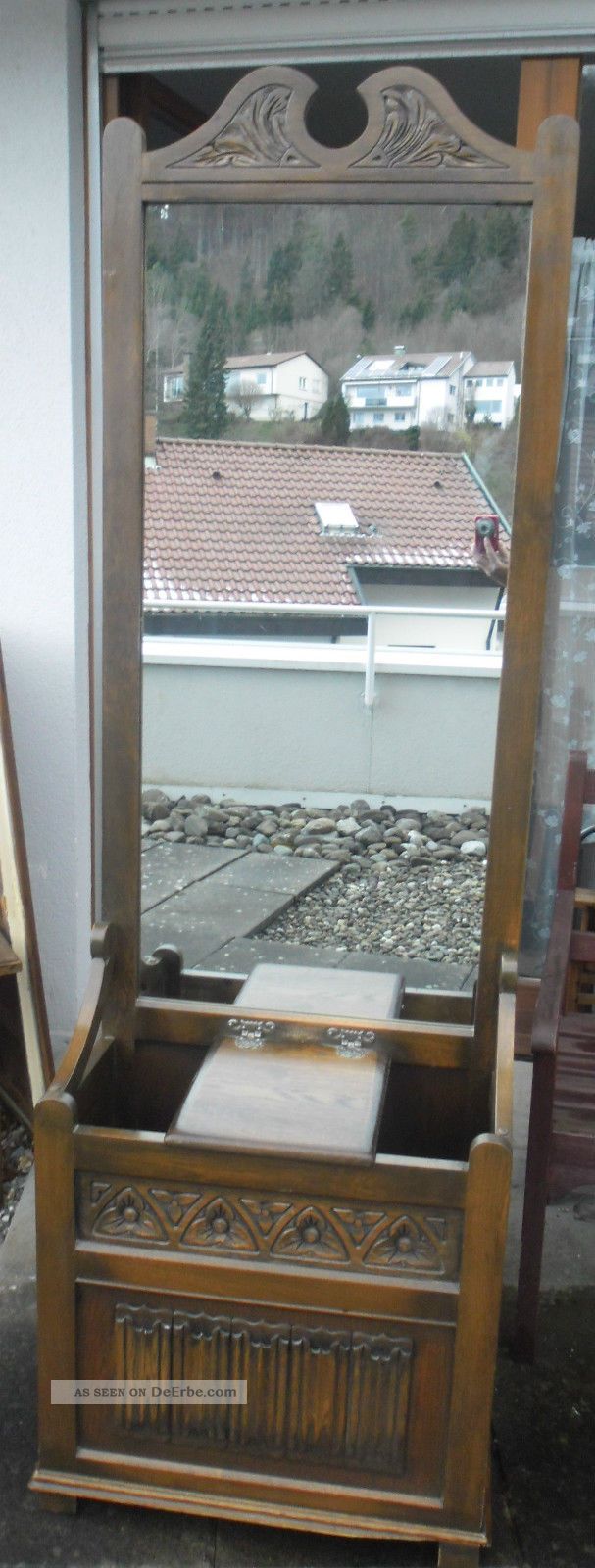 Wunderschöne Garderobe Mit Spiegel - Old Charme Furniture - Stilmöbel nach 1945 Bild