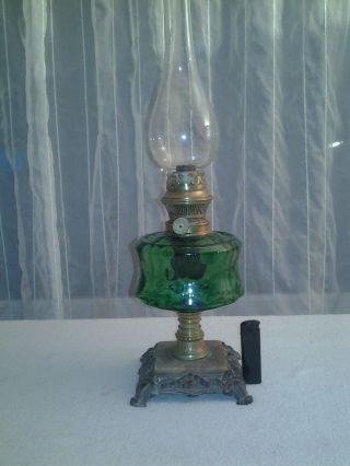 Seltere Und Schöne Petroleumlampe Aus Guss,  Marmor,  Glas,  Messing. Bild