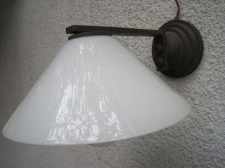 Wandlampe Badlampe Mit Opalglasschirm Art Deco Bauhaus Aus Den 30/40er Jahren Bild