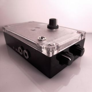 Random Noise Synth Synthesizer Module Drone Machine Glitch Crackle Prototype Box Bild