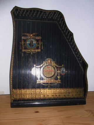 Zither Mit Koffer & Noten - The Mandolin Harp - Musikinstrument Made In Saxony Bild