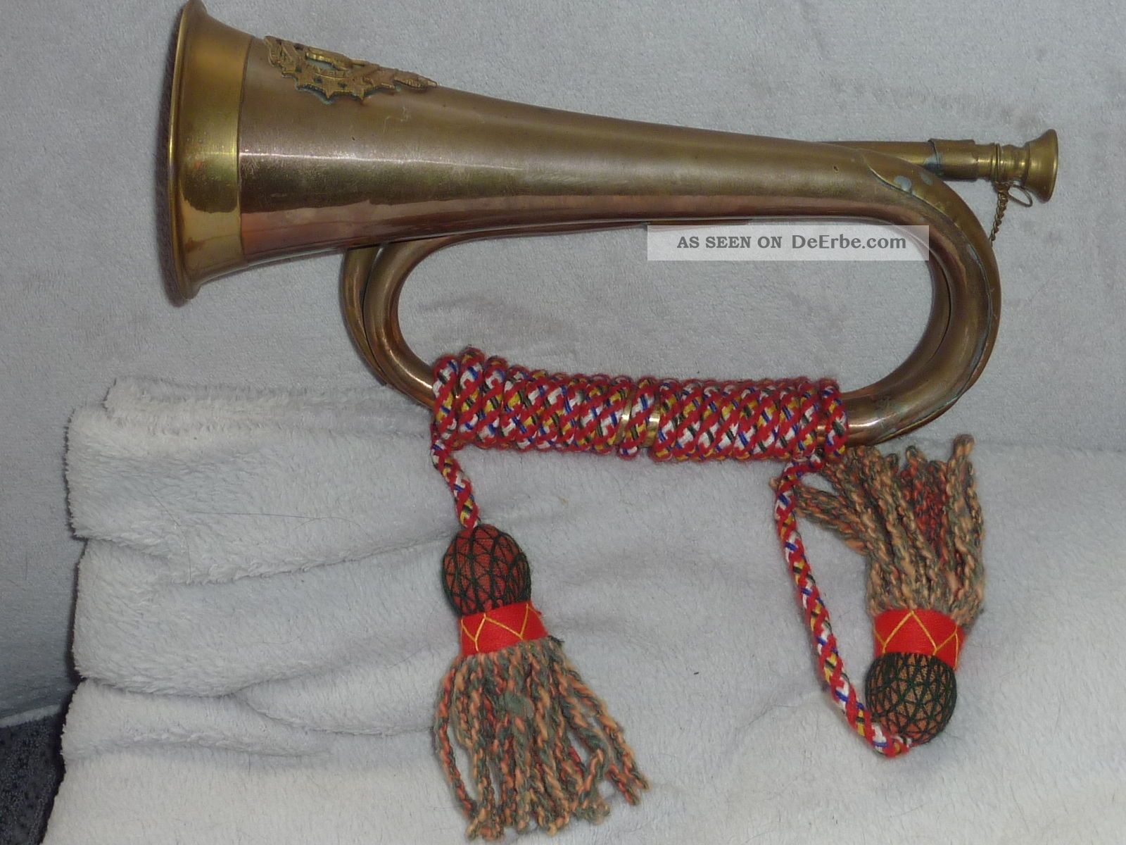 Guterhaltenes Altes Jagthorn,  Signalhorn,  Fanfare Mit Kordel Bunt Und Emblem Blasinstrumente Bild