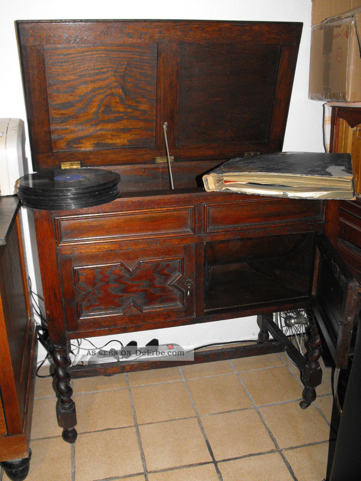 Grammophon Grammophonschrank Schellackplatten Mechanische Musik Bild