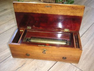 Rar Walzenspieldose Walzenspieluhr Um1800 Spieluhr Antique Cylinder Music Box Bild