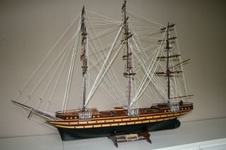 Amerigo,  Historisches Schiffsmodell,  Edles Holz Modellschiff,  120 Cm Modell, Bild