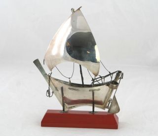Silber Modell Segelschiff,  925 Silver Gestempelt,  Auf Holzsockel Stehend,  Um 1950 Bild