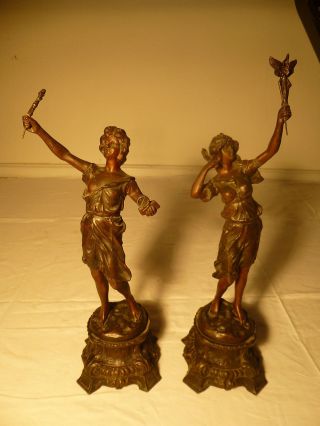 Zwei Figuren Skulpturen Vitrine Objekt Jugendstil Um 1900 Bild